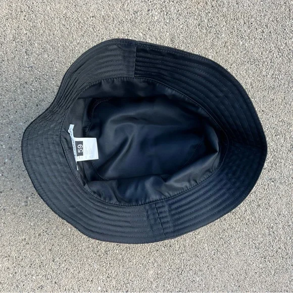 NWOT Dolce & Gabbana Wool Blend Bucket Hat size 59 display picture 1